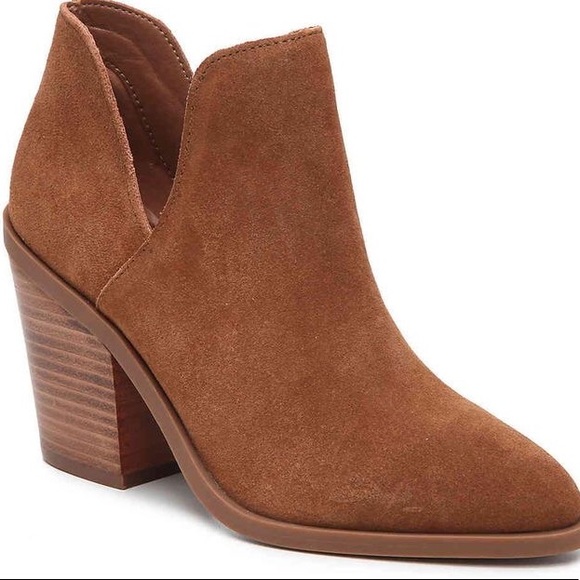 steve madden aker bootie cognac